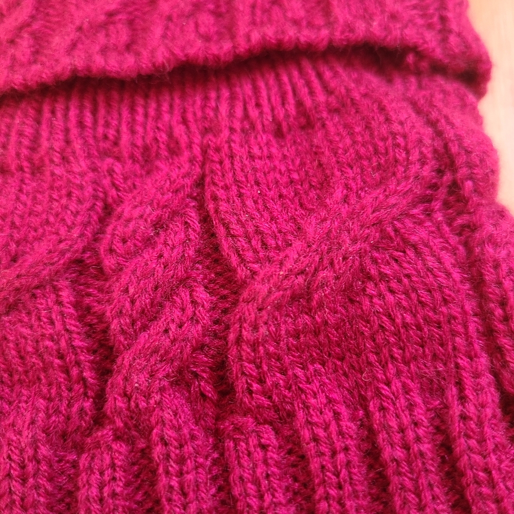NWT- Raspberry and Pearl Boot Topper / Leg Warmer - Picture 6 of 6